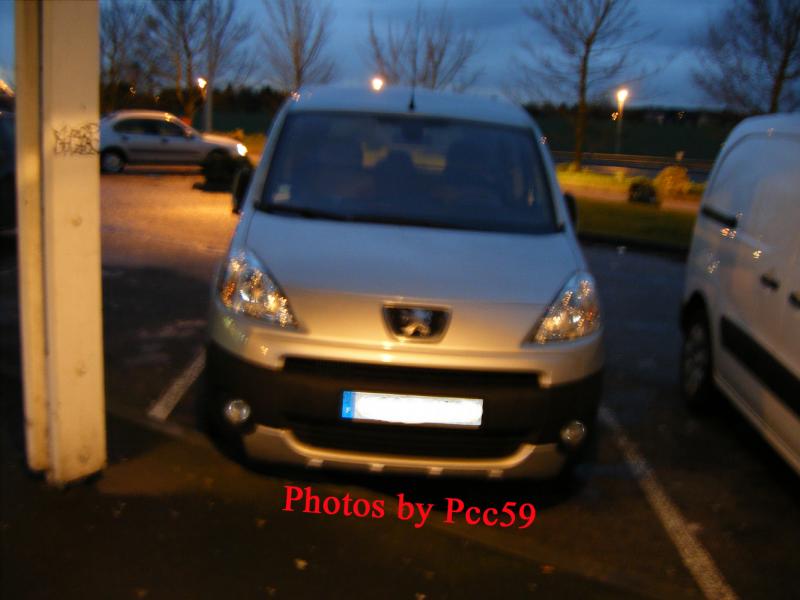 http://www.forum-peugeot.com/Forum/mesimages/18005/Peugeot Partner Anti brouillard.jpg